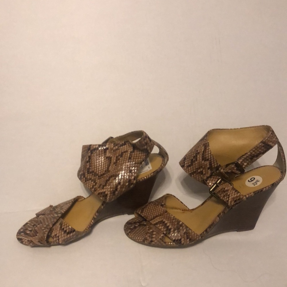 Nine West Snake Skin Wedge